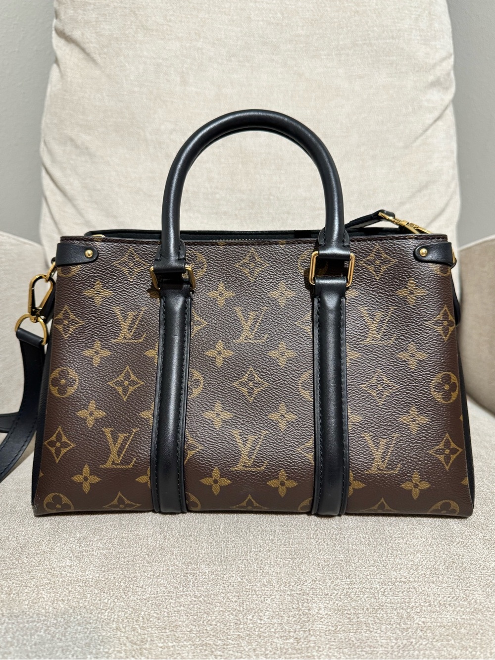 Discontinued Louis Vuitton Brown Monogram Satchel with Black Trim “Soufflot MM” - Picture 3 of 16